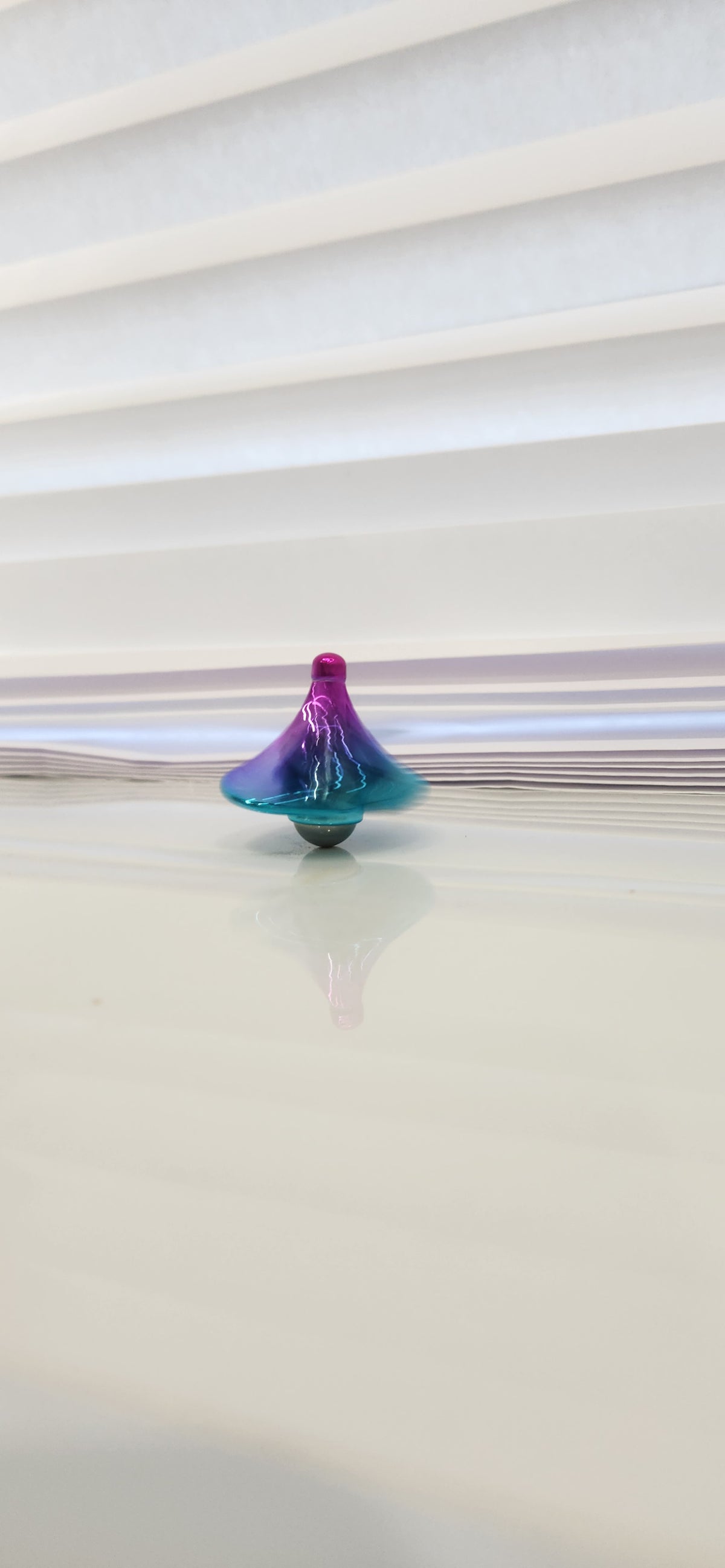 Airflow Spinning Top Desk Toy